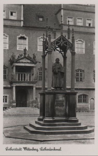 Ansichtskarte Wittenberg - Lutherdenkmal - 1952 aus der Kategorie Wittenberg