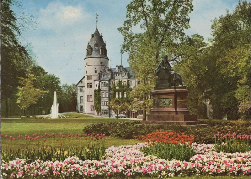 Ansichtskarte Detmold - Schloss mit Denkmal aus der Kategorie Detmold