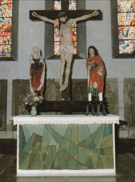 Ansichtskarte Eisenach - Kirche St. Georg, Kreuzigungsgruppe aus der Kategorie Eisenach